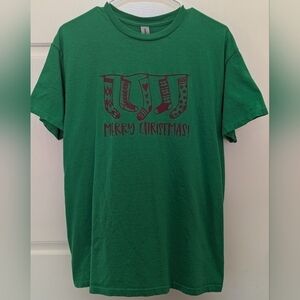 Unisex Christmas theme handmade green and red Gildan t-shirt